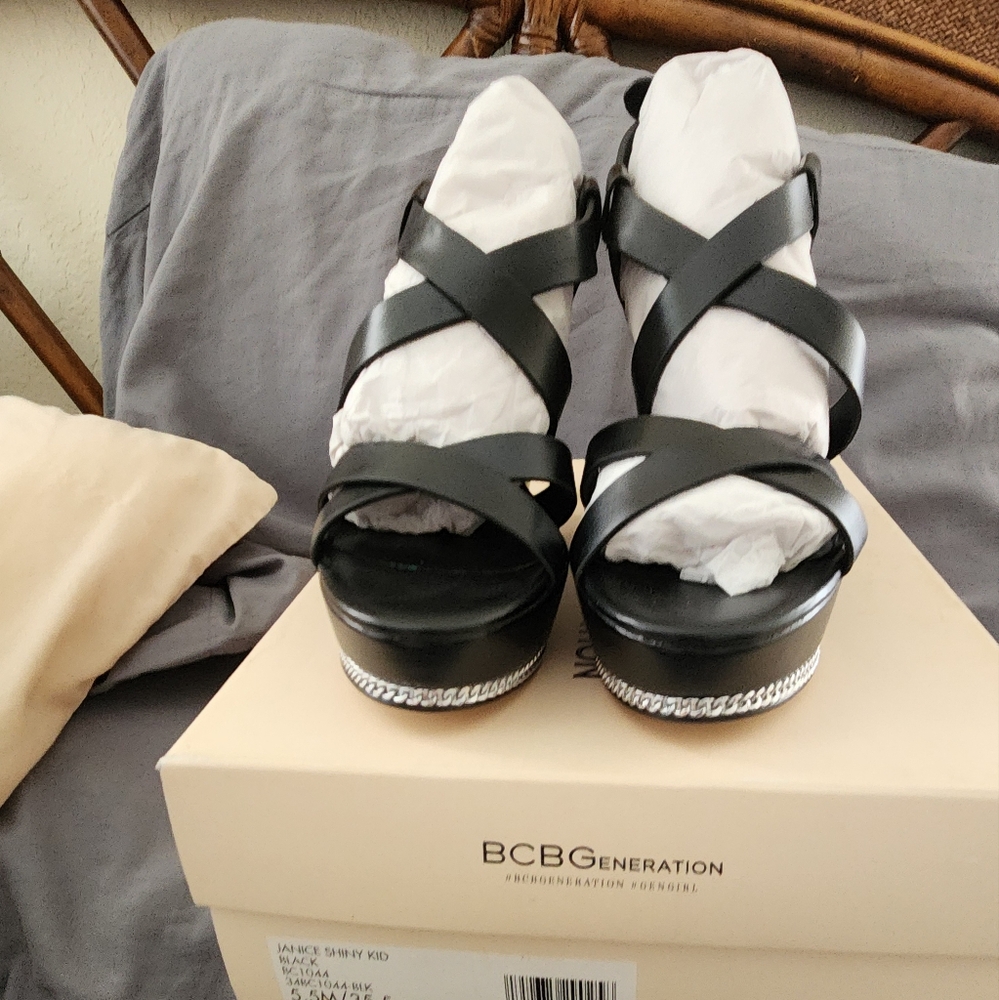 Brand new BCBG Platform sandles